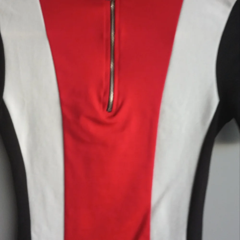 Fashion Nova - A—Team Color Block Dress Red/Black - Picture 4 of 5